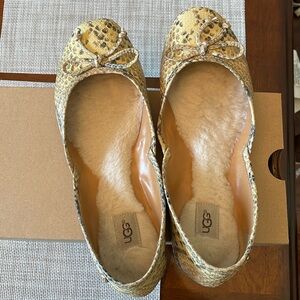 Women Ugg Flats